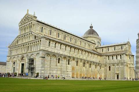 Florence: Discover Pisa in a Half-Day Tour Small Group Tour in French