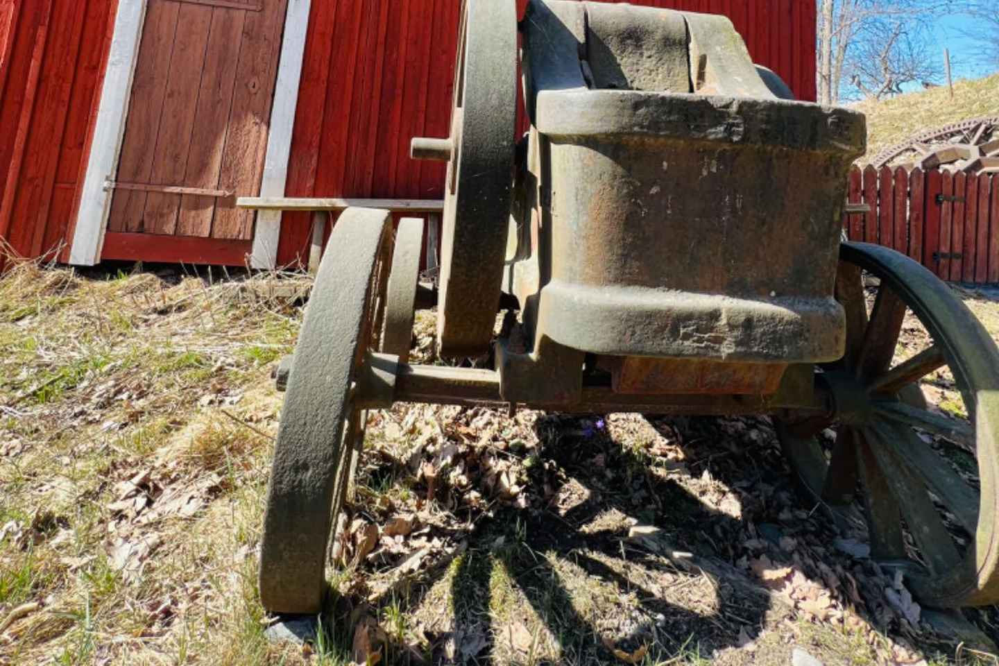 Forest, Castle & Fiskars Village Day Trip from Helsinki