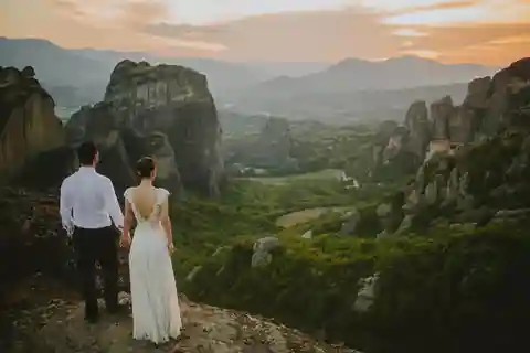 Meteora Sunset with Photos Stops & to the Cave of St. George