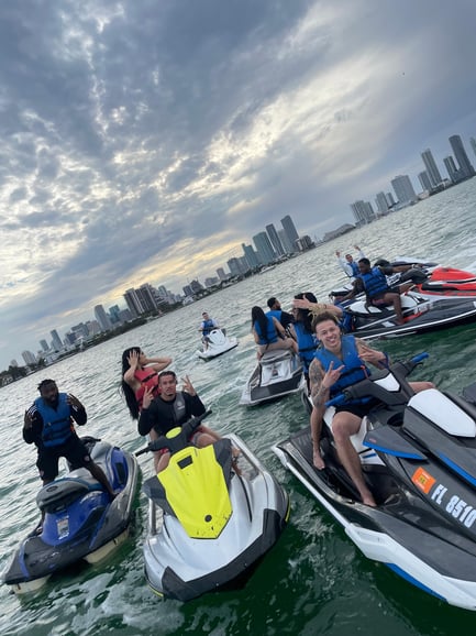 Miami: Avventura in moto d&#039;acqua con guida autonoma