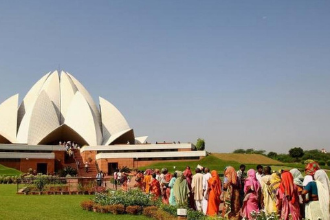 德里：莲花寺导览游（含酒店接送）莲花寺之旅（含汽车、司机、导游和入场费）