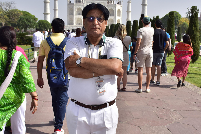 From Delhi: Taj Mahal Day Trip with Traditional Indian Lunch Delhi: Taj Mahal with Traditional Indian Lunch, Car, Tickets