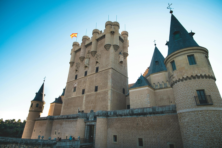 Segovia: Private Minivan Tour from Madrid