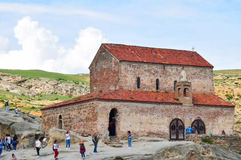 Kutaisi: Mtskheta, Uplistsikhe, Gori & Stalin Museum Tour
