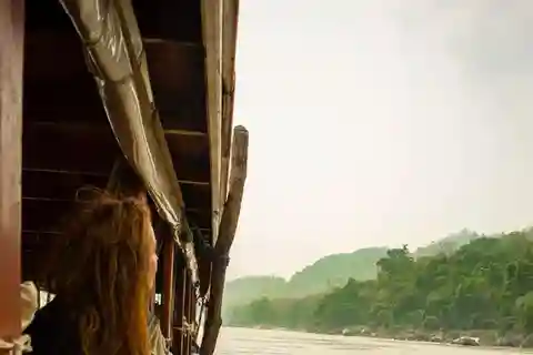 Chiang Rai: 3days Trip to Luang Prabang by Slow Boat