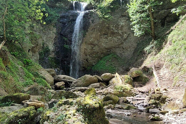 巴库出发：阿斯塔拉一日游含西姆瀑布徒步从巴库出发：阿斯塔拉一日游，含西姆瀑布徒步之旅