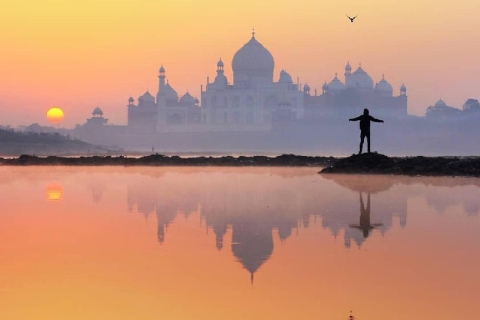 Au départ de Delhi : 02 jours de visite privée du Taj Mahal au lever et au coucher du soleil.Avec hébergement en hôtel