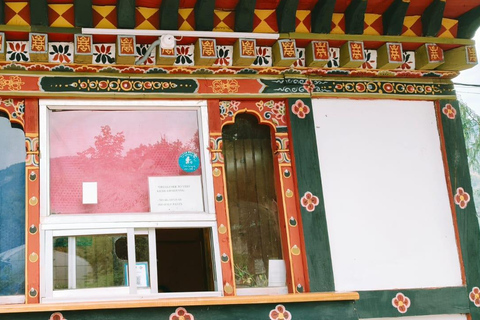 7-Days in Bhutan with River Rafting, Farm Lunch & Stone Bath