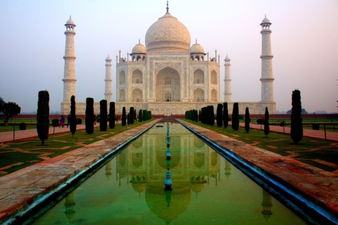 Depuis Delhi : visite du Taj Mahal en train express (formule tout compris)Train de 2ème classe avec voiture et guide
