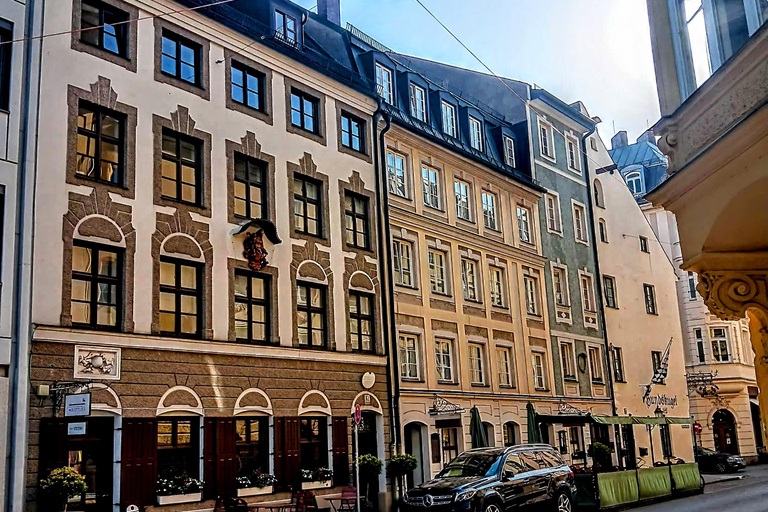 Munich: Hidden Gems Guided Walking Tour