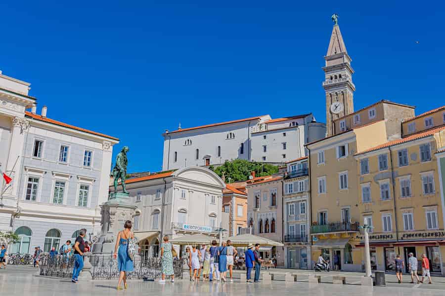Ab Koper: Gruppentour nach Piran – Juwel an der Küste. Foto: GetYourGuide Ab Koper: Gruppentour nach Piran – Juwel an der Küste. Foto: GetYourGuide