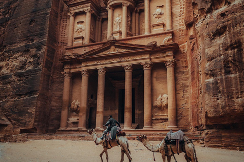 From Amman: Full-Day Private Tour to PetraTransportation and Petra Entry Ticket