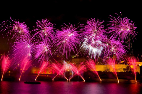 Sliema: Fernandes Fireworks Festival Cruise w/ Dinner+Drinks Without Transportation