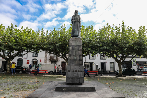 维拉弗兰卡多坎普：定居者小镇导览游中午 12 点酒店接载