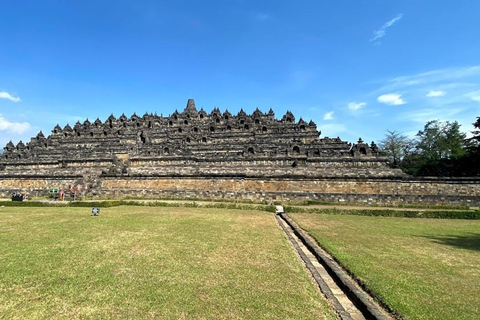 Borobudur, Prambanan, Plaosan, & Ijo Temple Sunset