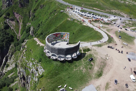 From Tbilisi: Kazbegi, Ananuri & Gudauri Private Tour