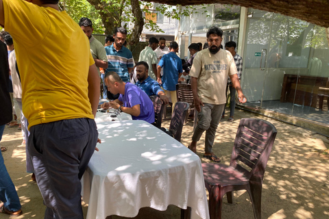 Galle: Traditional Open-Air Gem Market Guided Tour