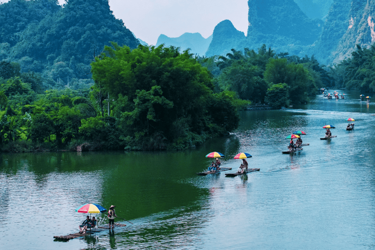 Yangshuo: Spływ bambusową tratwą po rzece Yulong