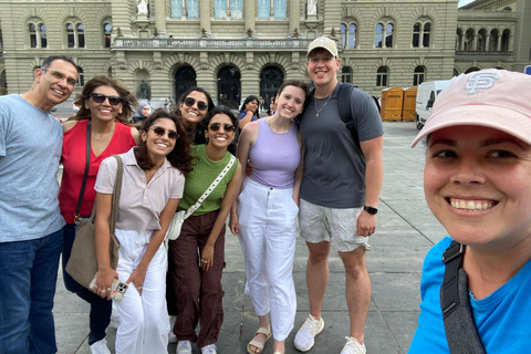 Privétour met de auto naar Zwitserse hoofdstad, kastelen en meren - Zürich