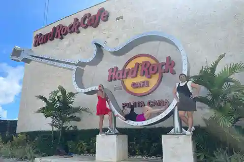 Punta Cana: City Tour, Macao beach, food & shopping