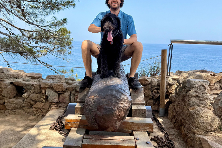 Private Tour to Girona & Costa Brava with a Lovely Dog