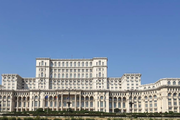 Bucharest: Private Half-Day City Tour & Palace of Parliament