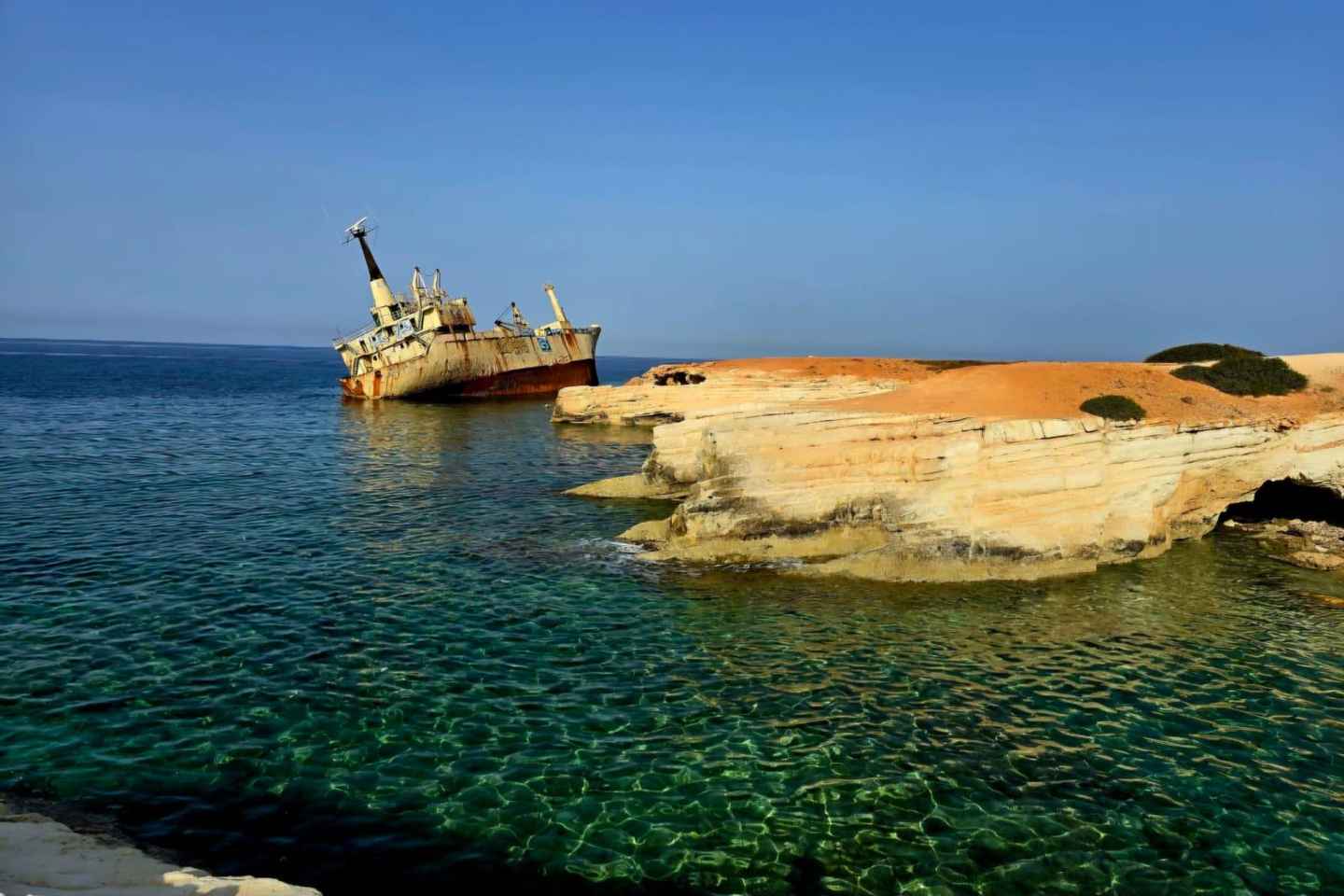 Paphos/Akamas: Blue Lagoon Bus & Boat Tour with Water Slide