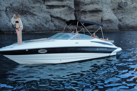 Santorini: Luxury private speedboat with food and drinks Daytime Speedboat Adventure