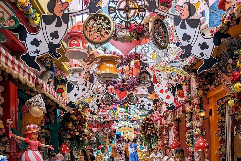 Athens: Night Walking Tour with Local Guide