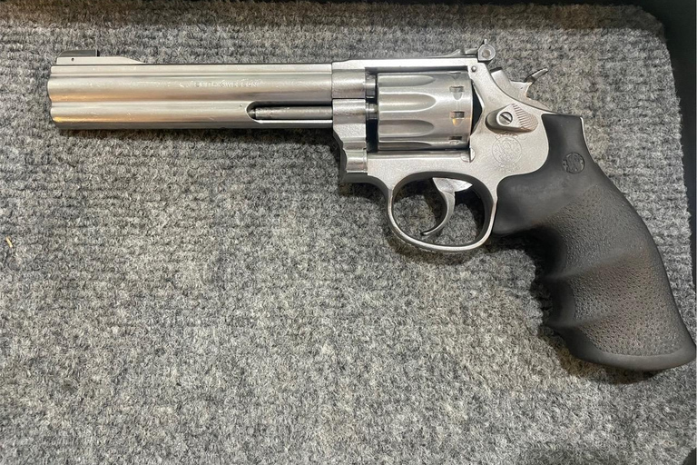 Pattaya: Shooting Park Experience for 10 People