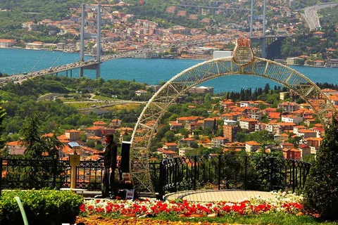 Istambul Europa e Lados Asiáticos - excursão de 1 dia com barco e almoço