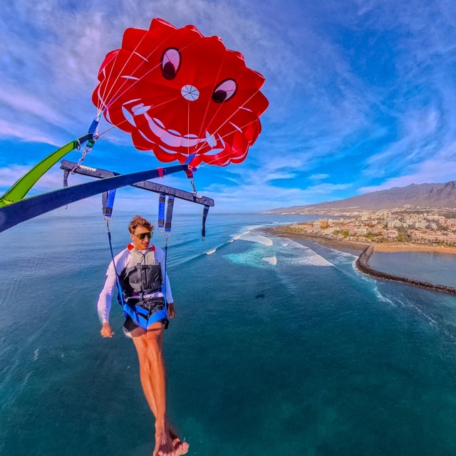 Parascending in Los Cristianos, Tenerife