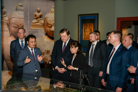 Ulaanbaatar: Chinggis Khaan Museum Highlights Private Tour