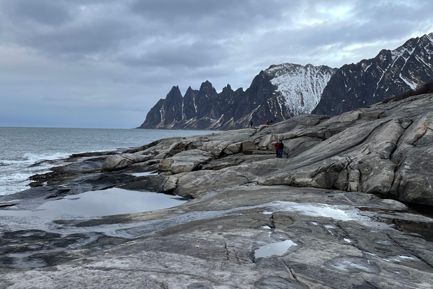 Isola di Senja: pacchetto luce invernale, 2 notti, con partenza da Tromsø!