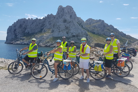 Marseille: Calanques Shore Excursion Electric Bike Day Tour English speaking guide