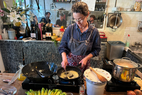 Córdoba: Markttour und Kochkurs mit NaturweinenCórdoba: Marktrundgang und Kochkurs mit Naturweinen