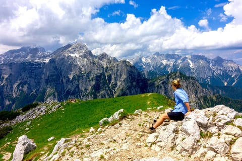 From Bled: Julian Alps Panoramic Summit Hike to Debela Peč