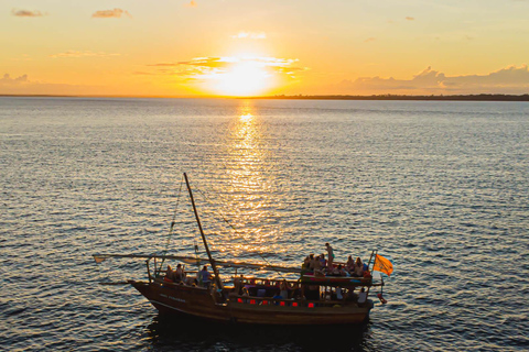 Nungwi:Mnemba Snorkeling,Dolphins, Kayak+Drone & Sunset Dhow Mnemba Snorkeling,Dolphins,Starfish tour&Susnet Dhow