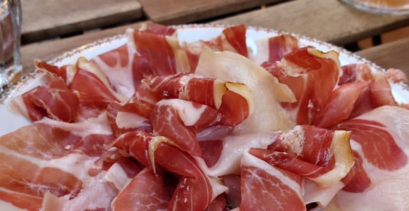 Ajaccio: Local Food Tour with Tastings