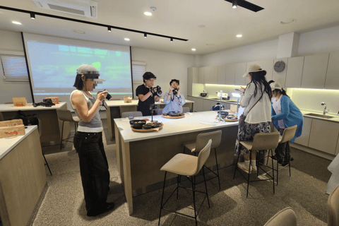 From Seoul: Make Your Own Chilli Paste & Ginseng Liquor Tour