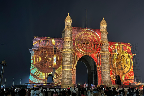 Visita a Mumbai à luz da noite e aos locais históricosTour noturno particular em Mumbai