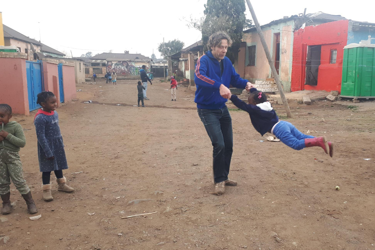 Meest authentieke tour door Soweto die iets teruggeeft aan de mensen!