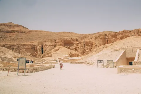 From Luxor: West Bank Private Tour with Lunch 