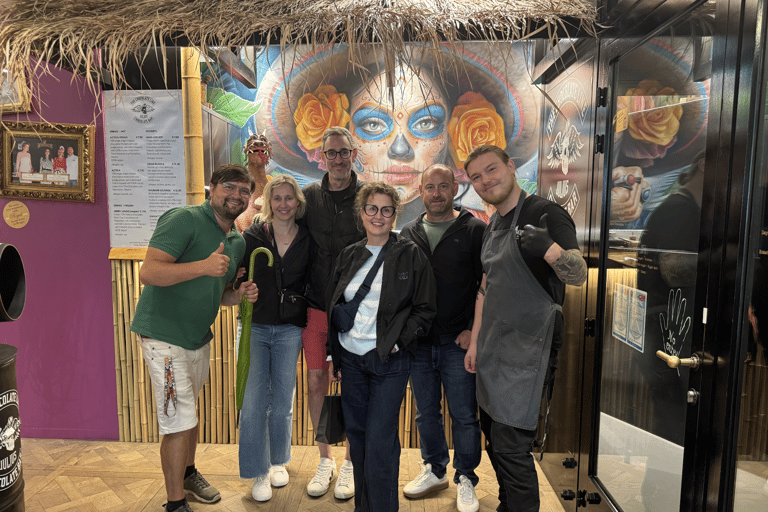 Bruges Before Breakfast: Walk with a Local and a coffee