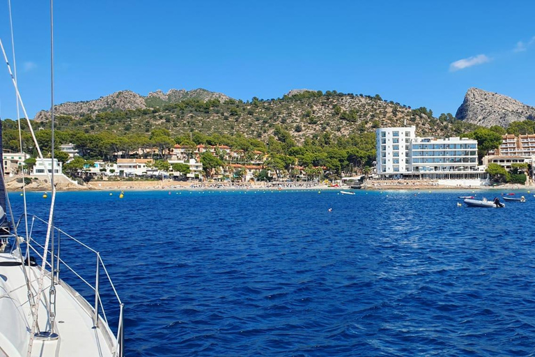 Palma de Mallorca: Private Yacht Charter with Drinks