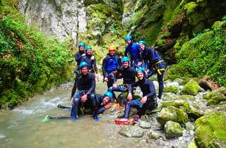 Talloires: Geführtes Canyoning-Erlebnis in der Schlucht von Angon