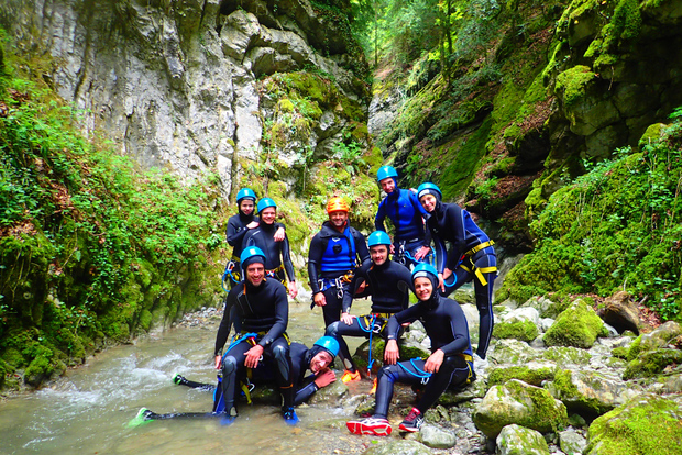 Talloires: Geführtes Canyoning-Erlebnis in der Schlucht von Angon
