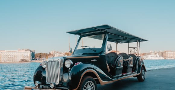 Zadar: 3000 Jahre Geschichte & Sightseeing-Tour mit der E-Limousine