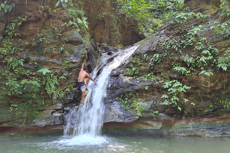 Trinidad: Experiencia de senderismo por la Cascada del Zorro