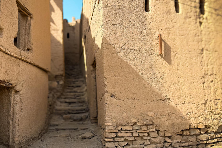 From Muscat: Nizwa & Jebel Akhdar Wonders Adventure Day Trip Nizwa, Birkat Al Mouz & Jebel Akhdar Sunset Experience